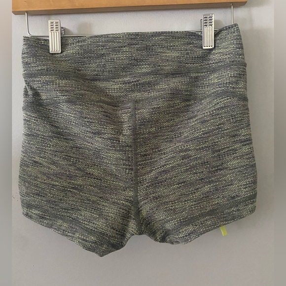 Lululemon Liberty Short - Picture 4 of 5